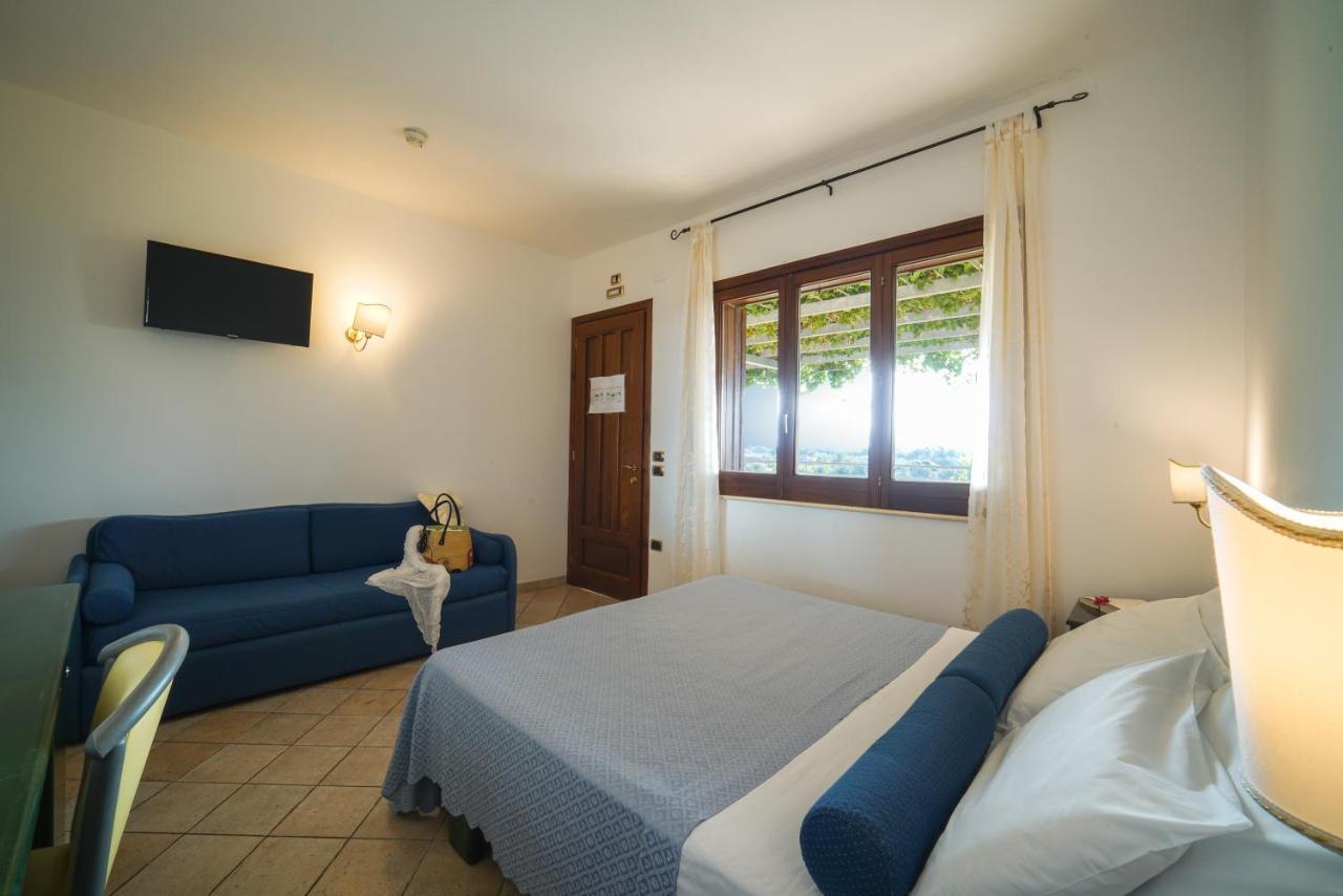 Hotel Scoglio Del Leone Zambrone Εξωτερικό φωτογραφία